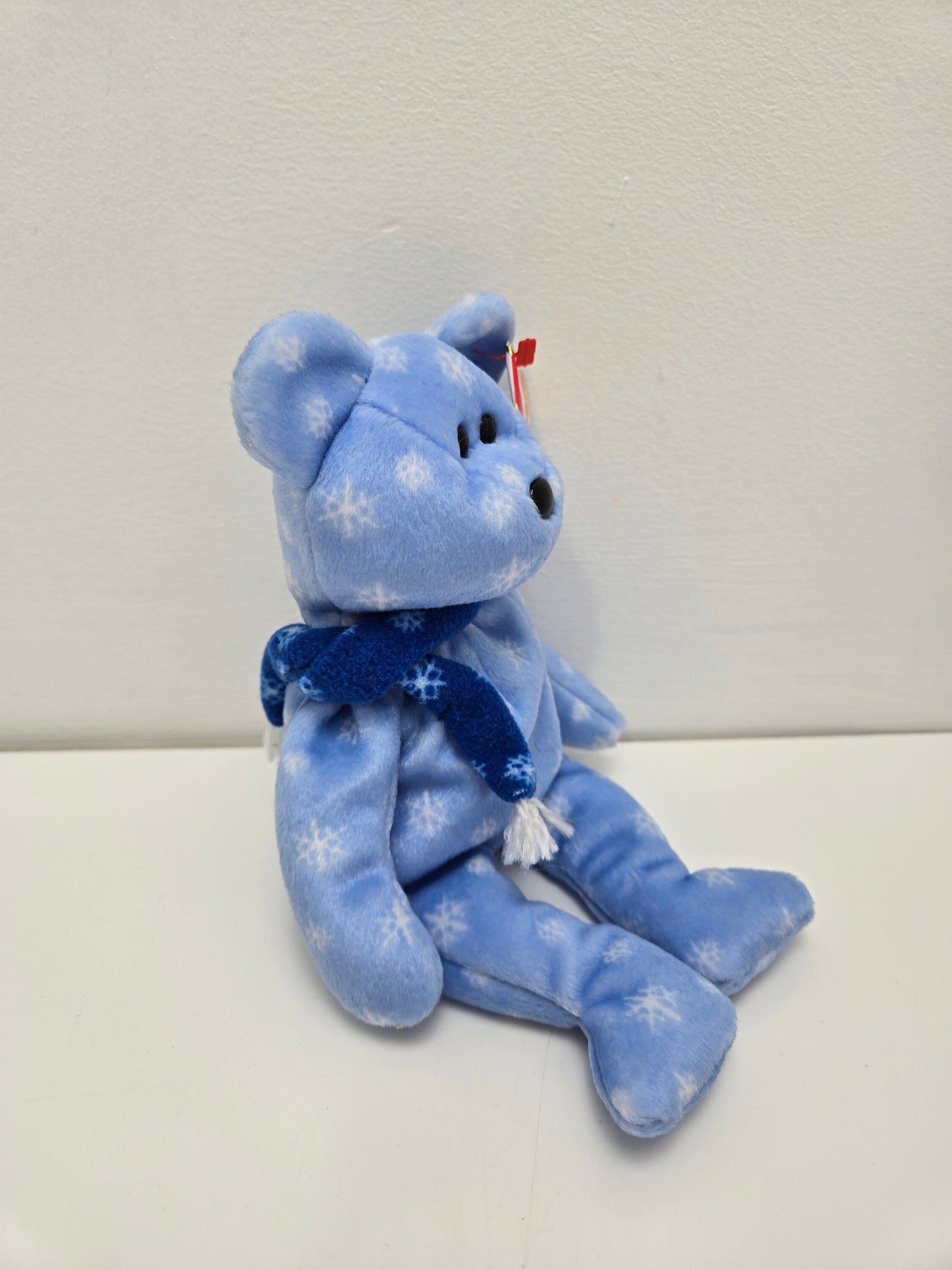 Ty Beanie Baby “1999 Holiday Teddy” the Winter Snowflake Bear (8.5 inch)