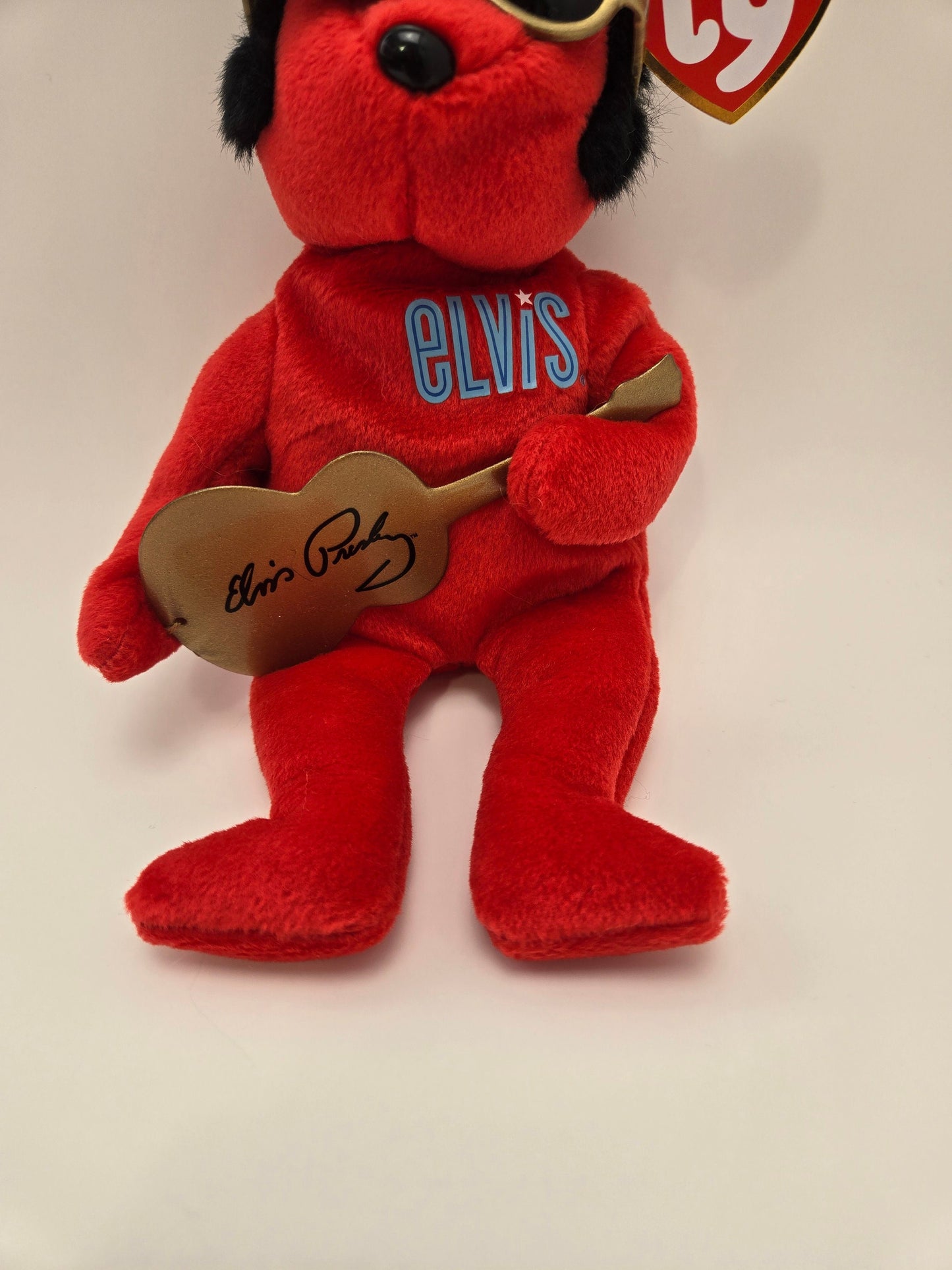 Ty Beanie Baby “Heartbear Hotel” the Elvis Presley Bear Holding Guitar (8.5 inch) *Rare*