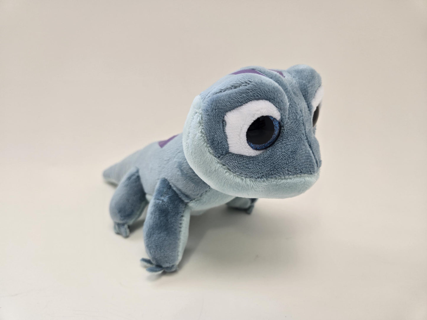 Ty Beanie Baby “Bruni” the Salamander from Disney’s Frozen (6 inch)