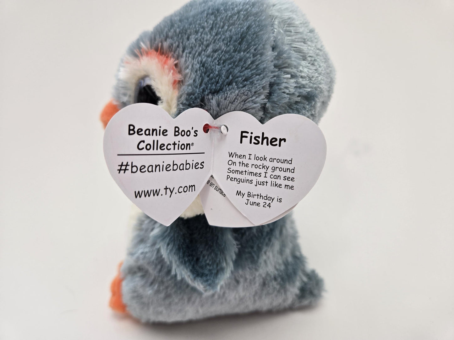 Ty Beanie Boo “Fisher” the Blue Penguin (6 inch)