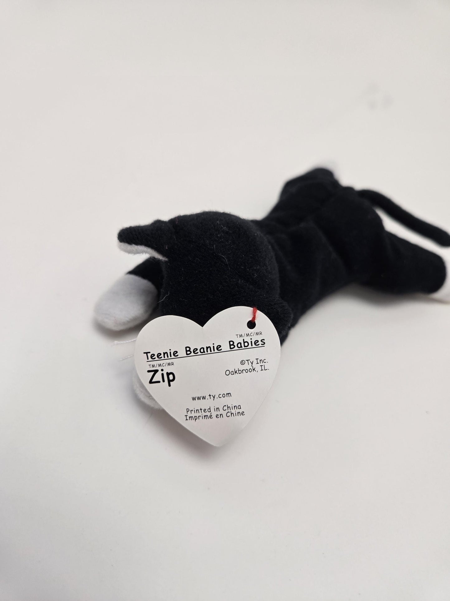 Ty McDonald’s Teenie Beanie “Zip” the Black Cat! (3 inch)